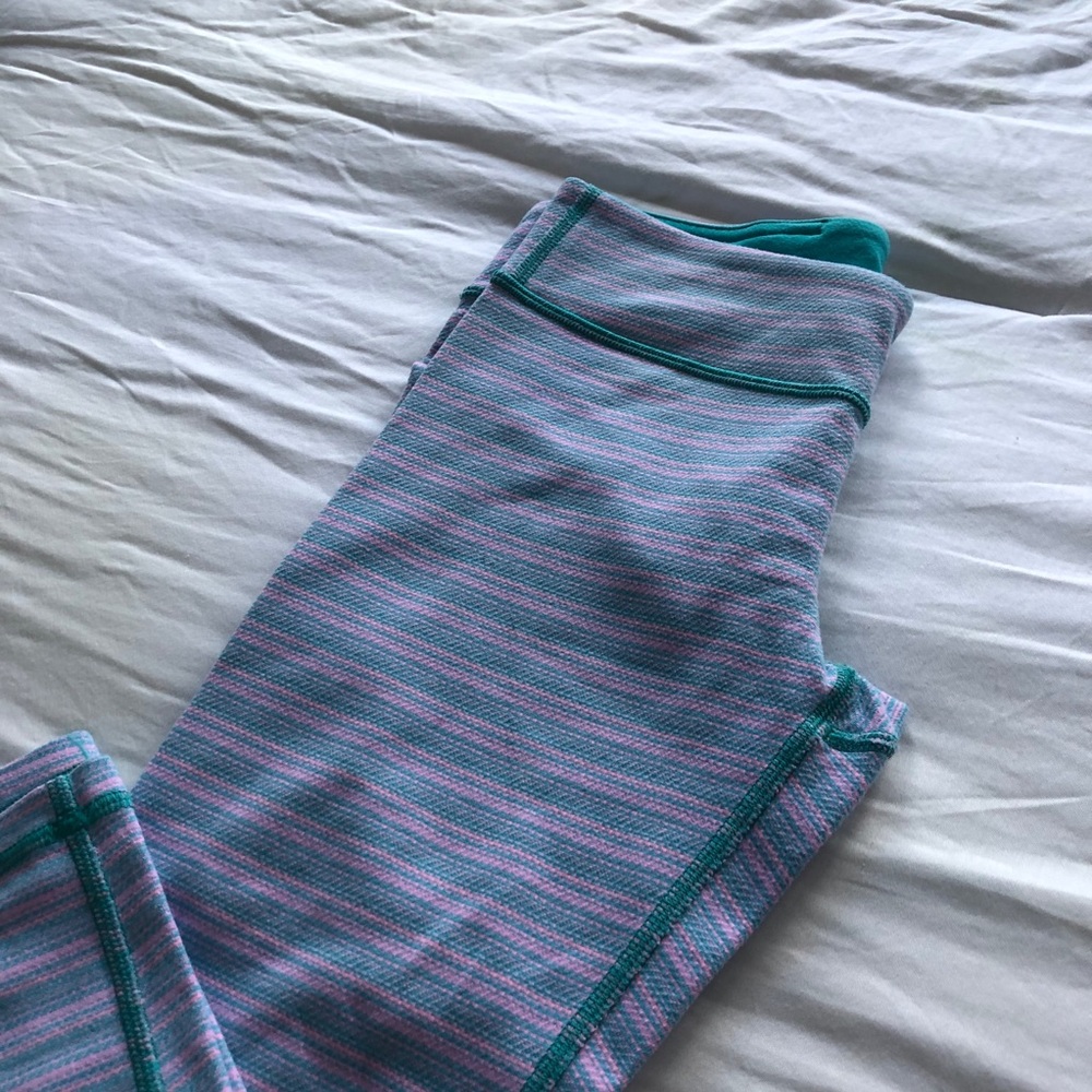 ivivva pink and teal cropped leggings